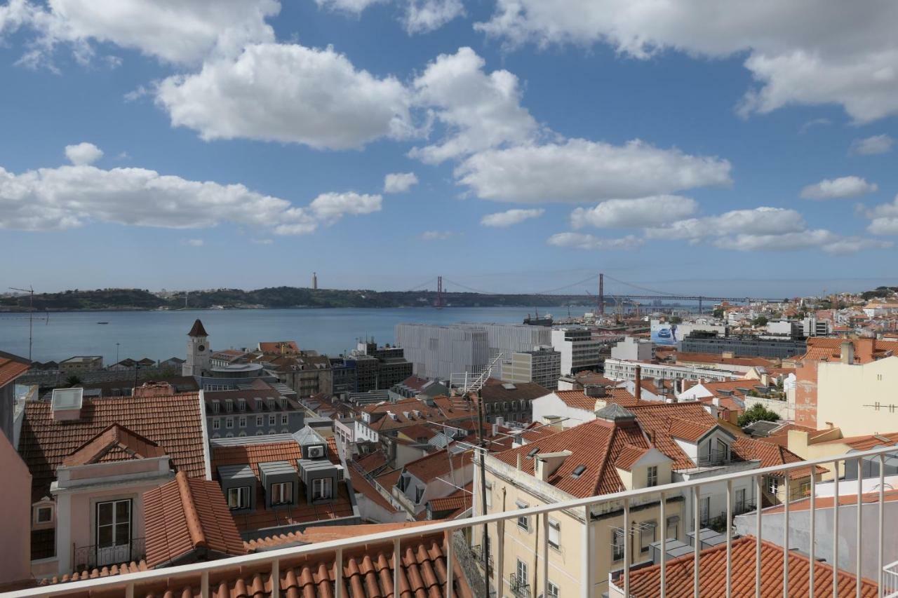 Casas na Portuguesa - Bica Chiado Lisboa Exterior foto
