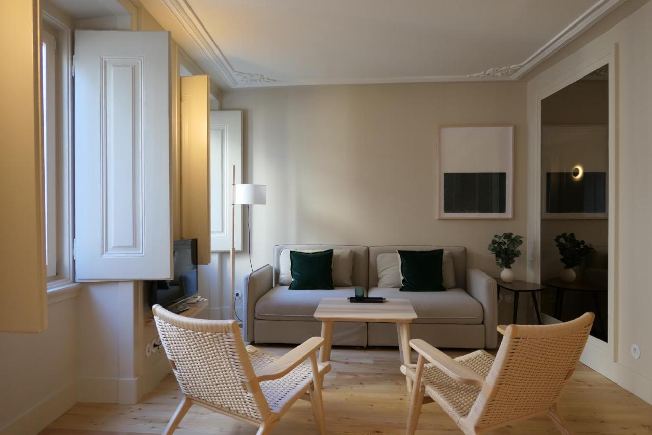 Casas na Portuguesa - Bica Chiado Lisboa Exterior foto